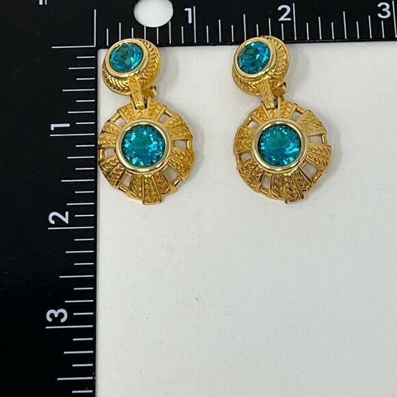 NWOT Swarovski aquamarine vintage clip on earrings - Picture 3 of 9